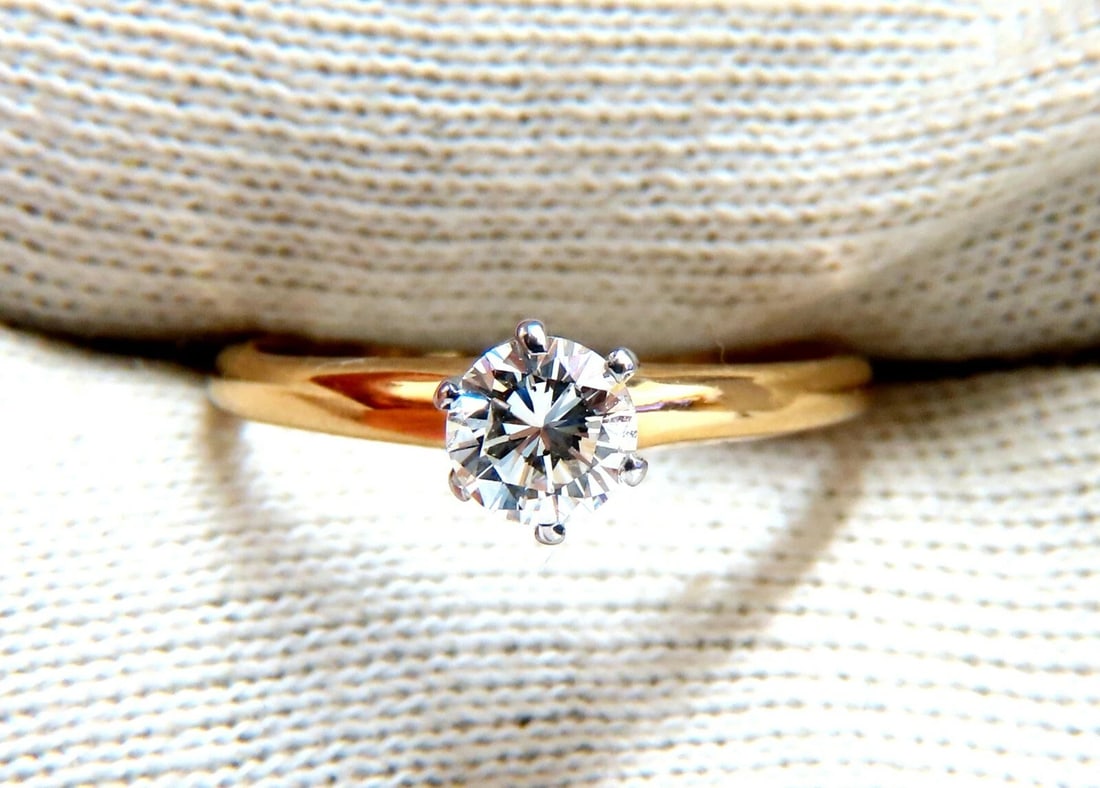 GIA Certified .47ct E.vs2 natural round diamond ring & wedding band 18kt** - 2