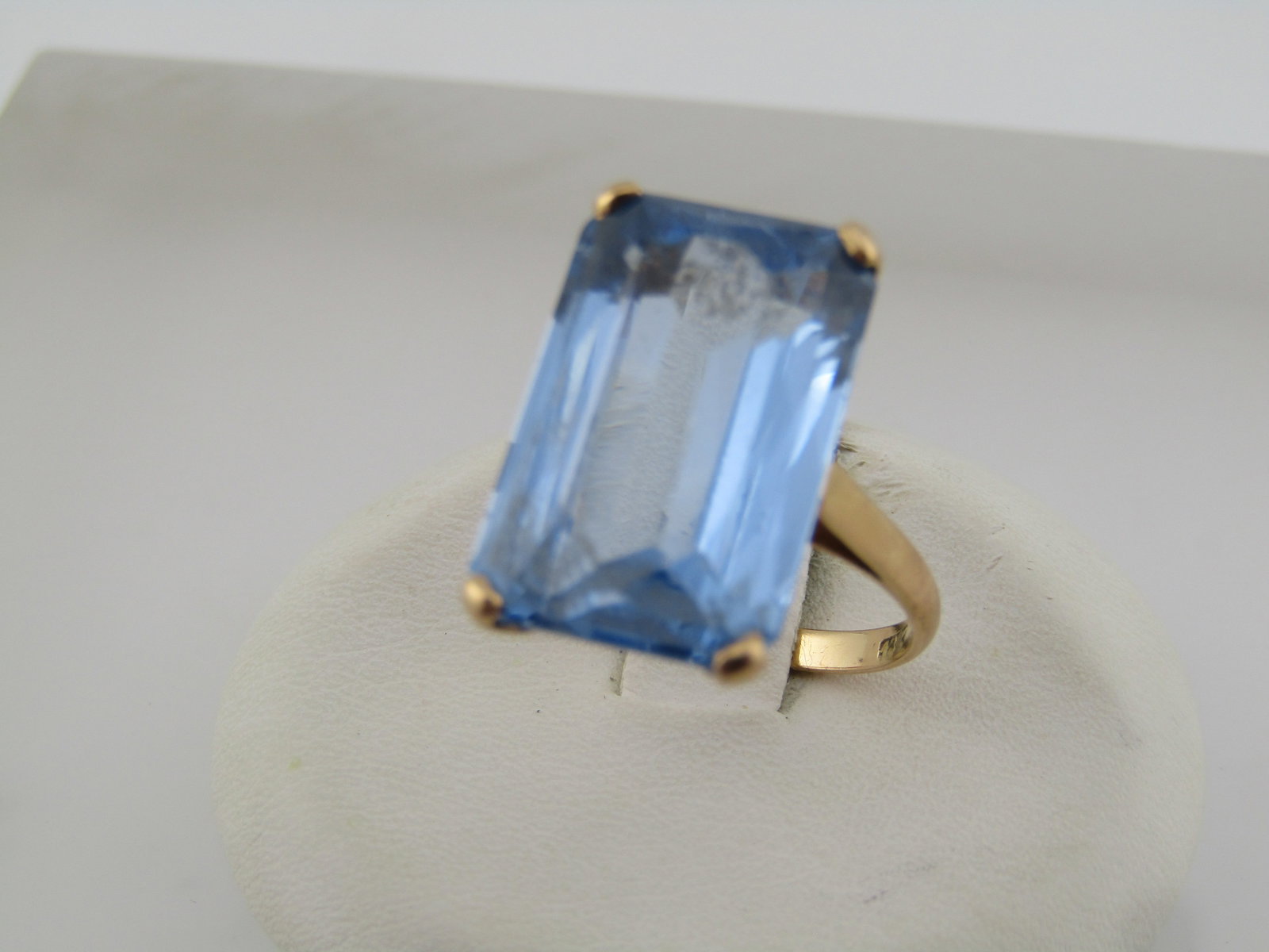 Vintage 18kt Blue Topaz Ring, Sz. 5.5, Pre MId-Century, 10CTW - 3