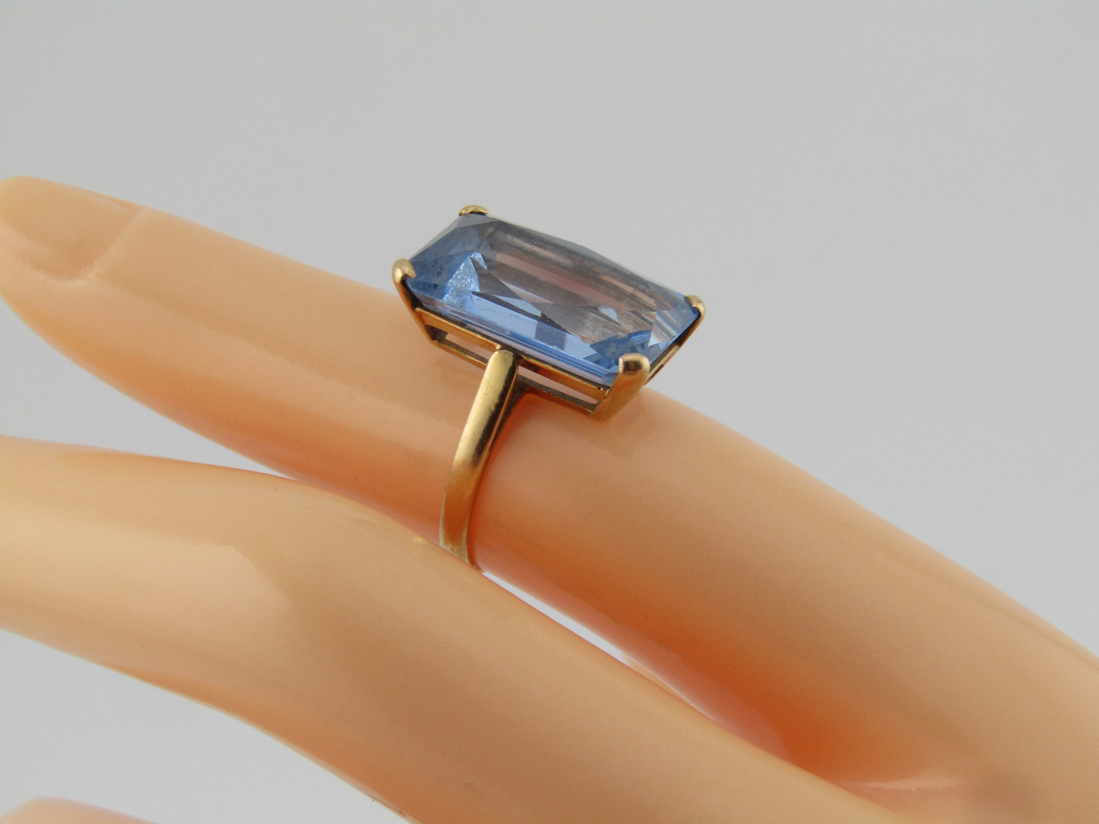 Vintage 18kt Blue Topaz Ring, Sz. 5.5, Pre MId-Century, 10CTW - 7
