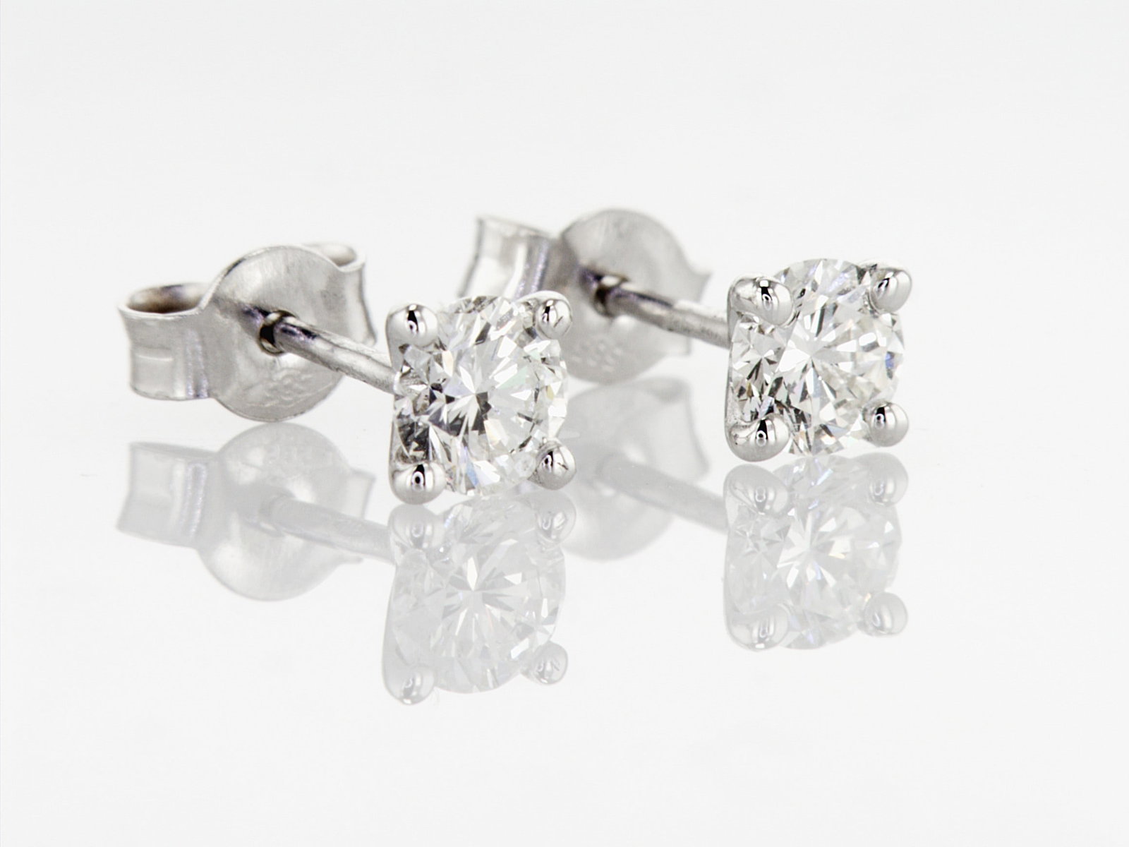 0.45cttw Natural Diamond Earrings 14K White Gold 1.21 gr - 4