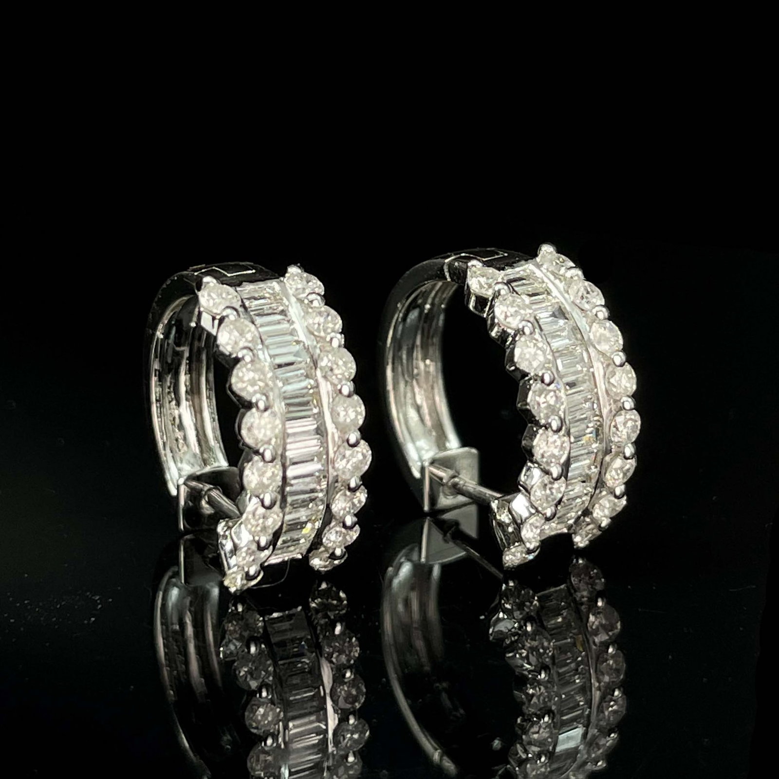 14K GOLD 0.9 CT NATURAL H DIAMOND EARRINGS - 9