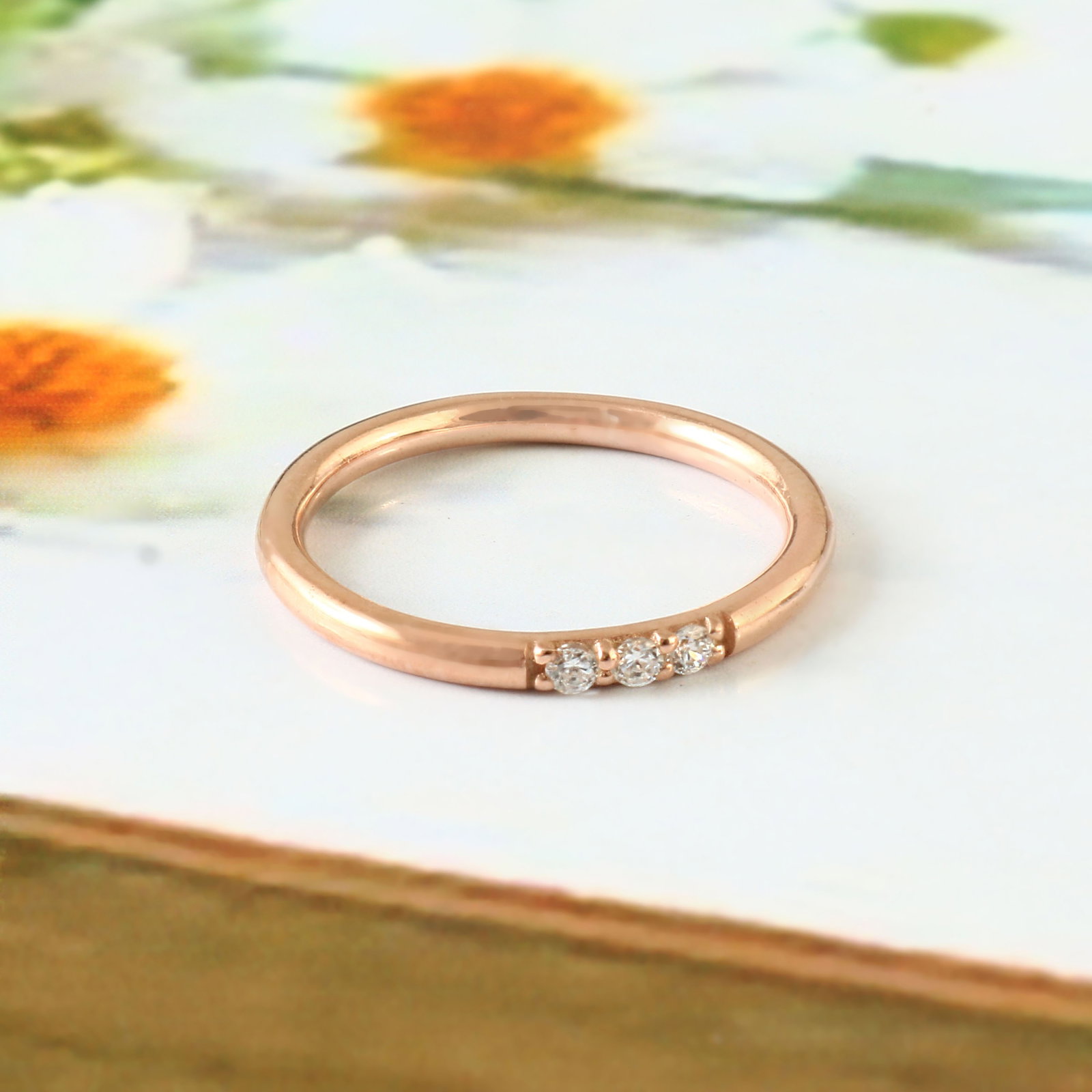 0.9 Carat Cubic Zirconia 925 Sterling Silver Promise Ring: Title: 0.9 Carat Cubic Zirconia 925 Sterling Silver Promise Ring Description: Ring Detail Design : Promise Ring Stone Name : Cubic Zirconia Color : White Shape : Round Materials: 925 Sterling Silver R