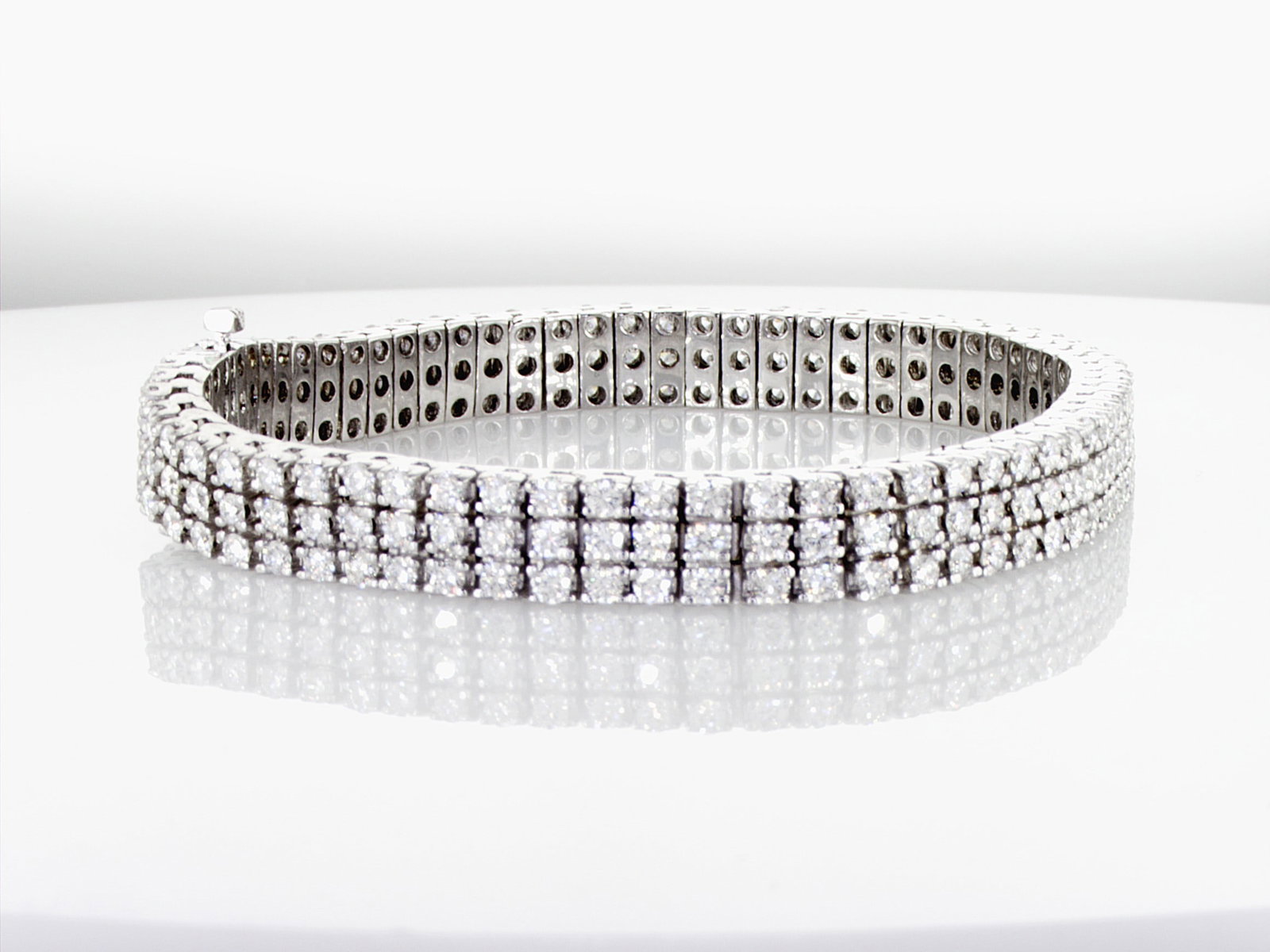 5.66cttw Bracelet 14K White Gold 28.13 gr - 4