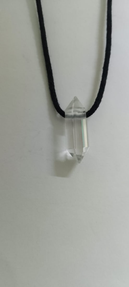 Crystal Pencil Pendant With Adjustable Black Cord: Title: Crystal Pencil Pendant With Adjustable Black Cord Description: Pendant Detail Design : Pencil Pendant With Adjustable Black Cord Stone Name : Crystal Color : White Shape : PencilNo Reserve!