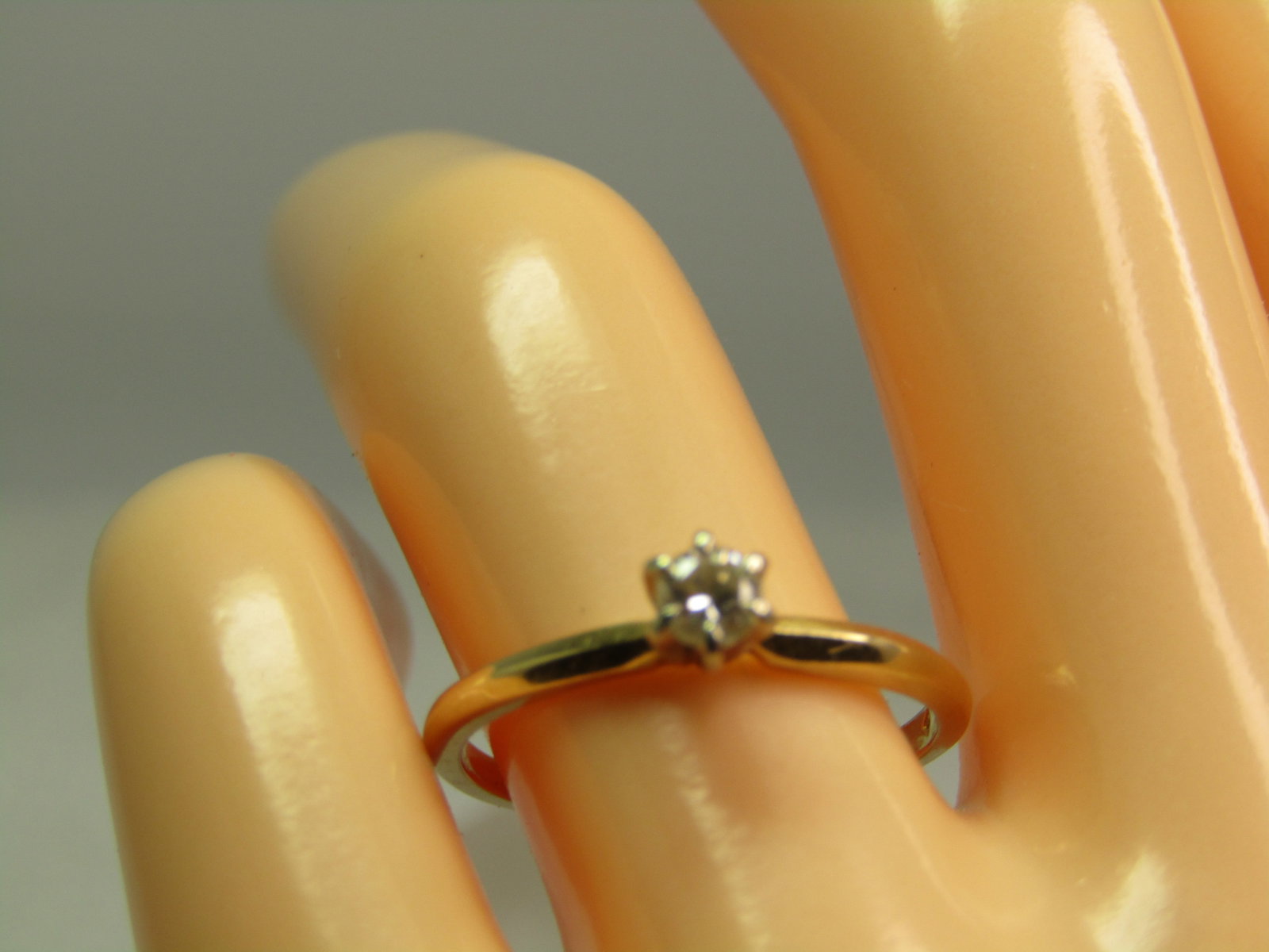Vintage 14kt Diamond Engagement Ring. .20 ctw, Solitaire, Sz. 7, Signed Baumf, 1960's-1980's - 8