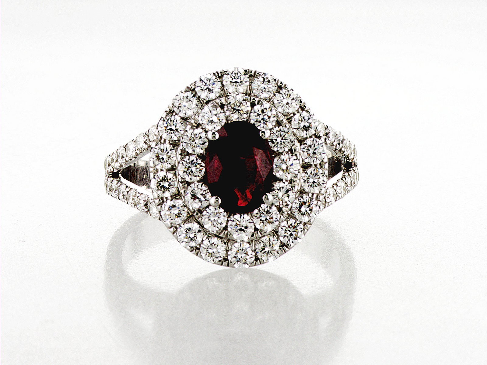 3.44cttw Natural Ruby & Natural Diamond Ring 18K White Gold 5.9 gr - 7