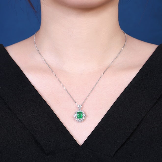 14K GOLD 1.85 CTW VIVID GREEN NATURAL EMERALD & DIAMOND RING/PENDANT - 2