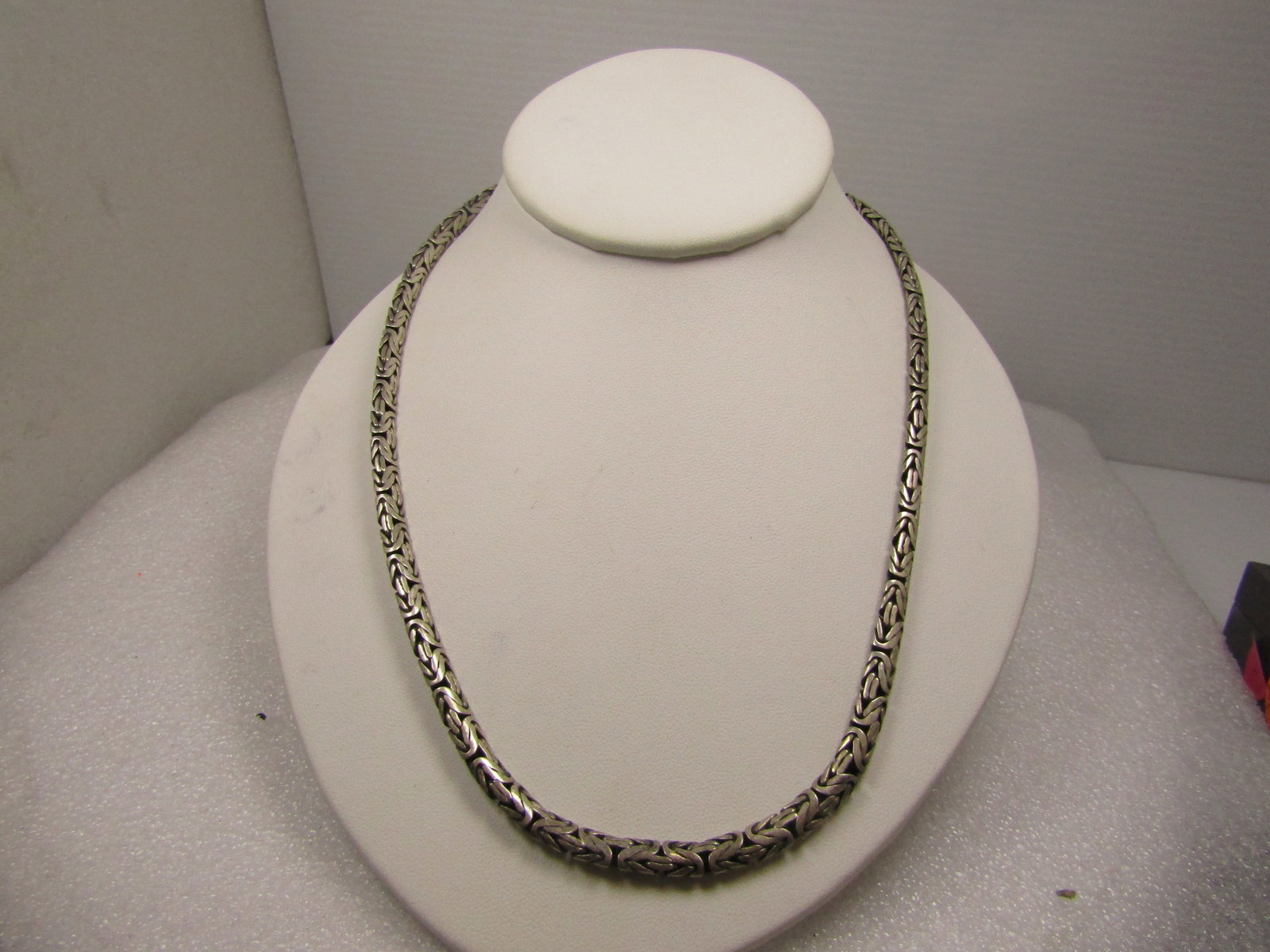 Vintage Sterling Silver 5mm Byzantine Necklace, 20" Hook Clasp. 1980's-1990's Signed BA: Title:Vintage Sterling Silver 5mm Byzantine Necklace, 20" Hook Clasp. 1980's-1990's Signed BA Description:Vintage Sterling Silver 5mm Byzantine Necklace, 20" Hook Clasp. Unisex. 1980's-1990's Signed B