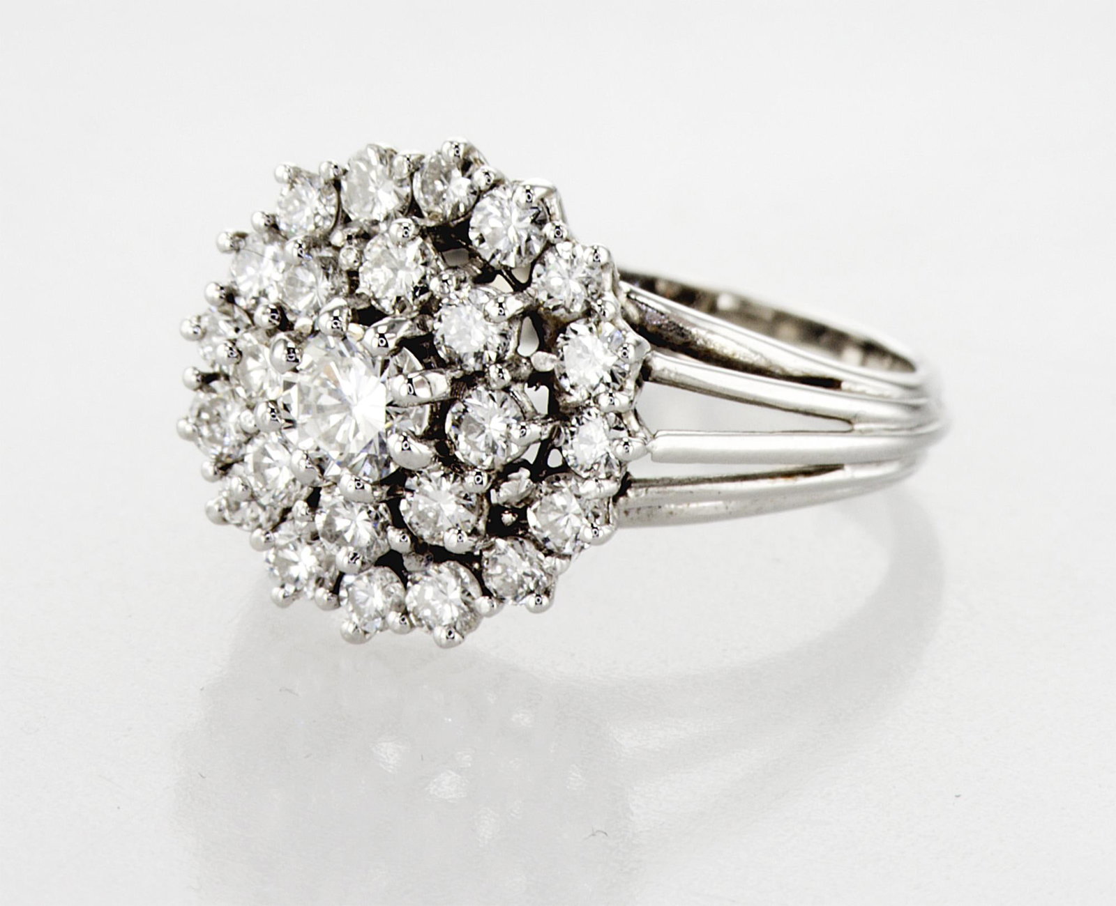 1.35cttw Natural Diamond & Natural Diamond Ring 18K White Gold 5.49 gr - 5