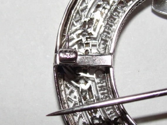 Art Deco 14k White Gold Filigree Circular Brooch Mine Cut Diamond Pin - 5