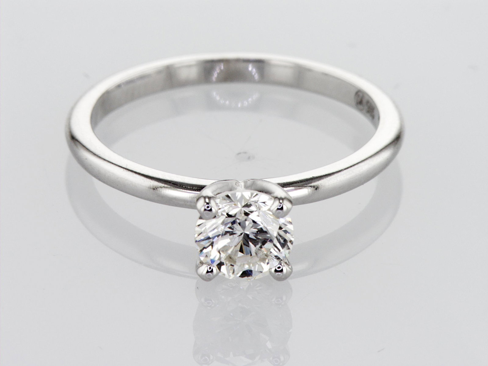 0.90cttw Natural Diamond Ring 14K White Gold 2.43 gr - 3