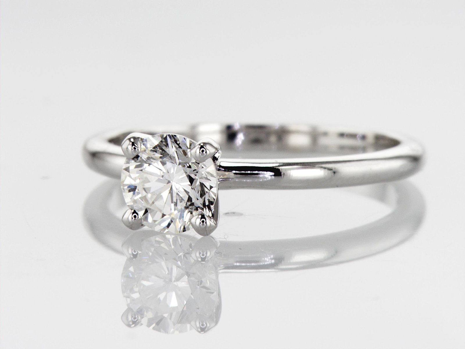 0.90cttw Natural Diamond Ring 14K White Gold 2.43 gr - 6