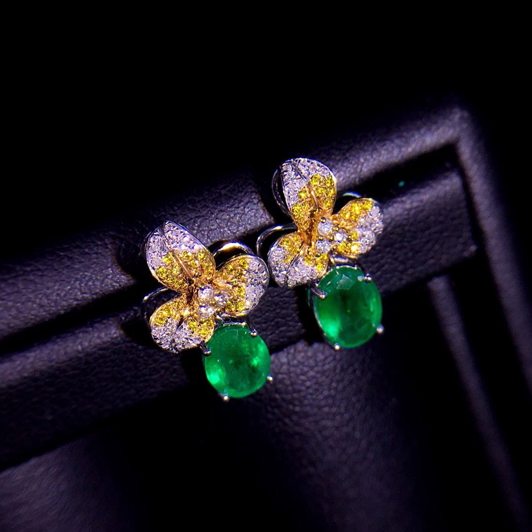 14K GOLD 1.91 CT VIVID GREEN NATURAL EMERALD & DIAMOND EARRINGS - 5