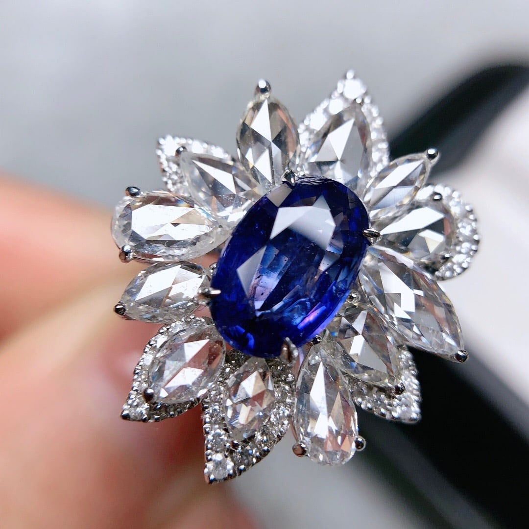 14K GOLD 3.65 CTW VIVID BLUE NATURAL SAPPHIRE & DIAMOND RING/PENDANT: Title:14K GOLD 3.65 CTW VIVID BLUE NATURAL SAPPHIRE & DIAMOND RING/PENDANT Description:Ref:230655052Gold Content:14K GoldRing Size:7.25USMain Gemstone:SapphireNumber of stones:1Shape:OvalCarat