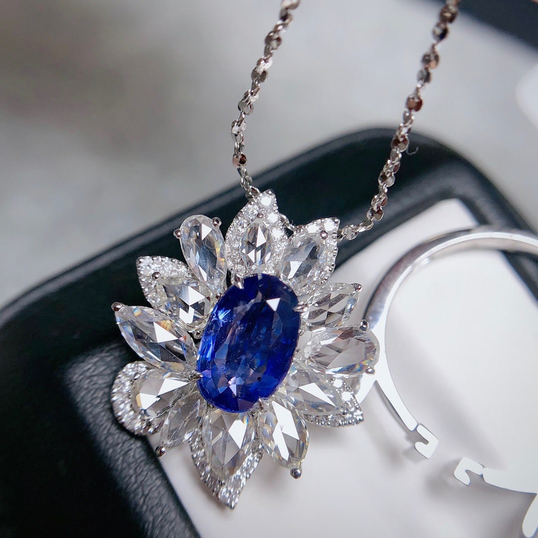 14K GOLD 3.65 CTW VIVID BLUE NATURAL SAPPHIRE & DIAMOND RING/PENDANT - 4