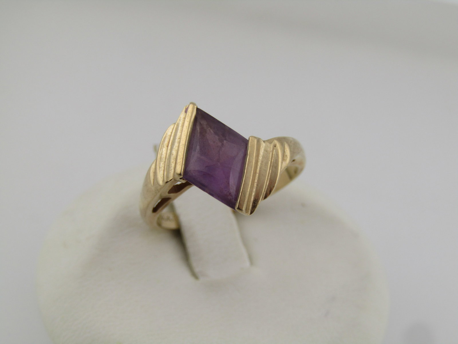Vintage 10kt Amethyst Ring, Mod Design, Sz. 6, 1960's-1970's, Signed - 2
