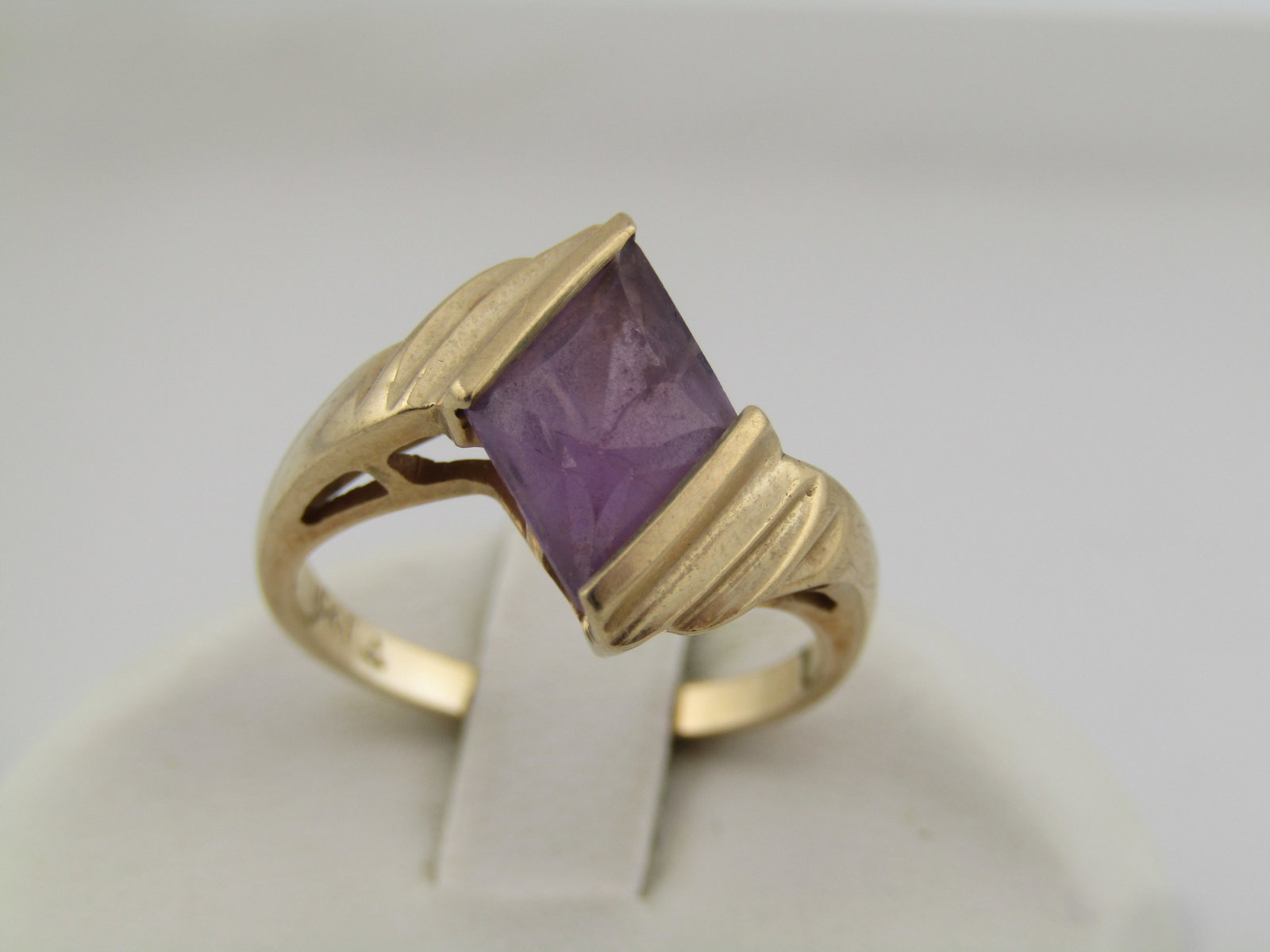 Vintage 10kt Amethyst Ring, Mod Design, Sz. 6, 1960's-1970's, Signed - 3