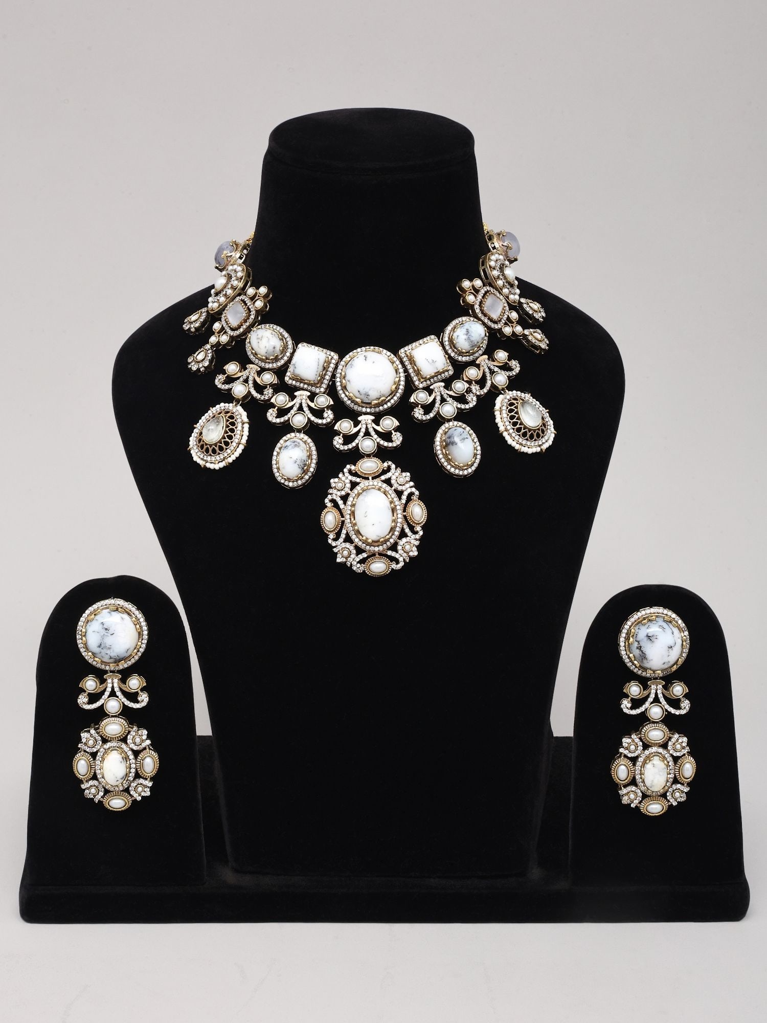 Geometric Design White Tie-Die Stone Studded Kundan Necklace Set with Earrings - 2