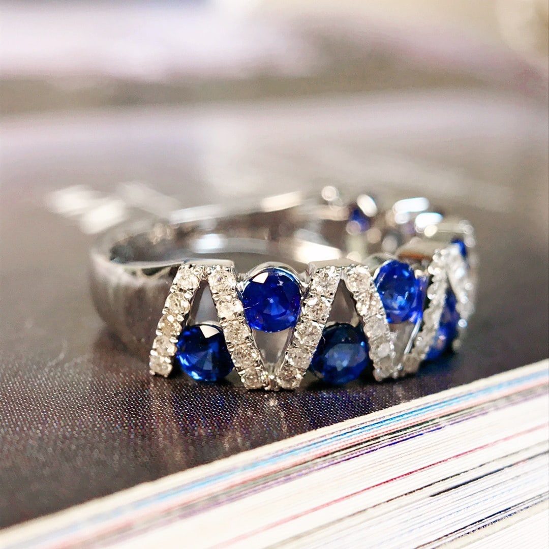 14K GOLD 1.78 CTW VIVID BLUE NATURAL SAPPHIRE & DIAMOND RING - 6