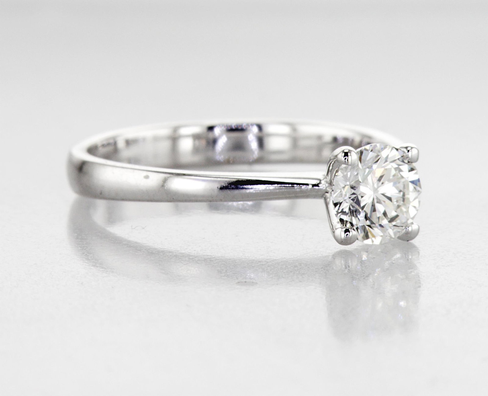 0.70cttw Natural Diamond Ring 14k White Gold 2.54 gr - 8