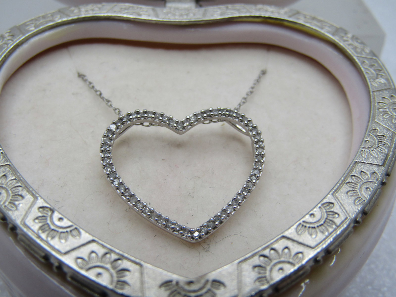 Vintage 10kt Diamond Heart Necklace in Hinged Heart Trinket Box, 19" Signed N/C, 1990's - 2