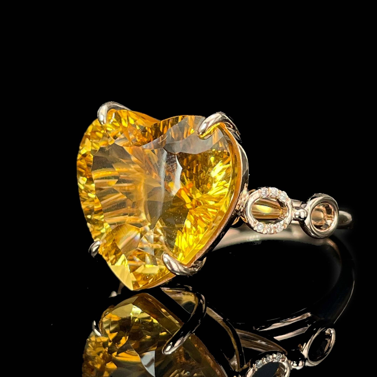 14K GOLD 8.9 CT NATURAL CITRINE & DIAMOND RING - 3