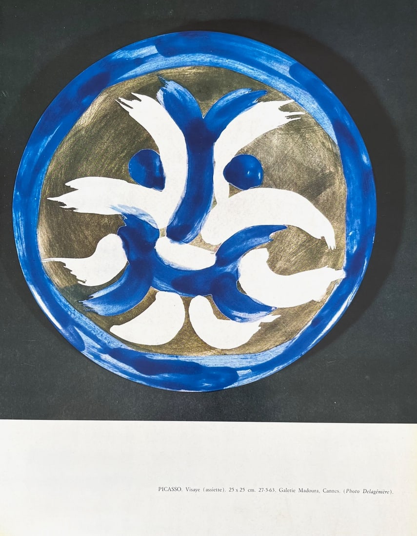 Picasso Visaye Assiete XXe Siecle 1963: Title: Picasso Visaye Assiete XXe Siecle 1963 Artist: Pablo Picasso Description: Artist: Pablo Picasso Country: Spain Title: Visaye - Assiette (after painting 1963} Medium: offset Paper Size: 12.25 x 