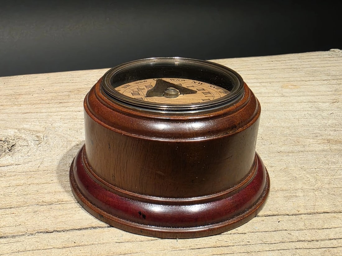 Turned Mahagony Wood Compass - 11
