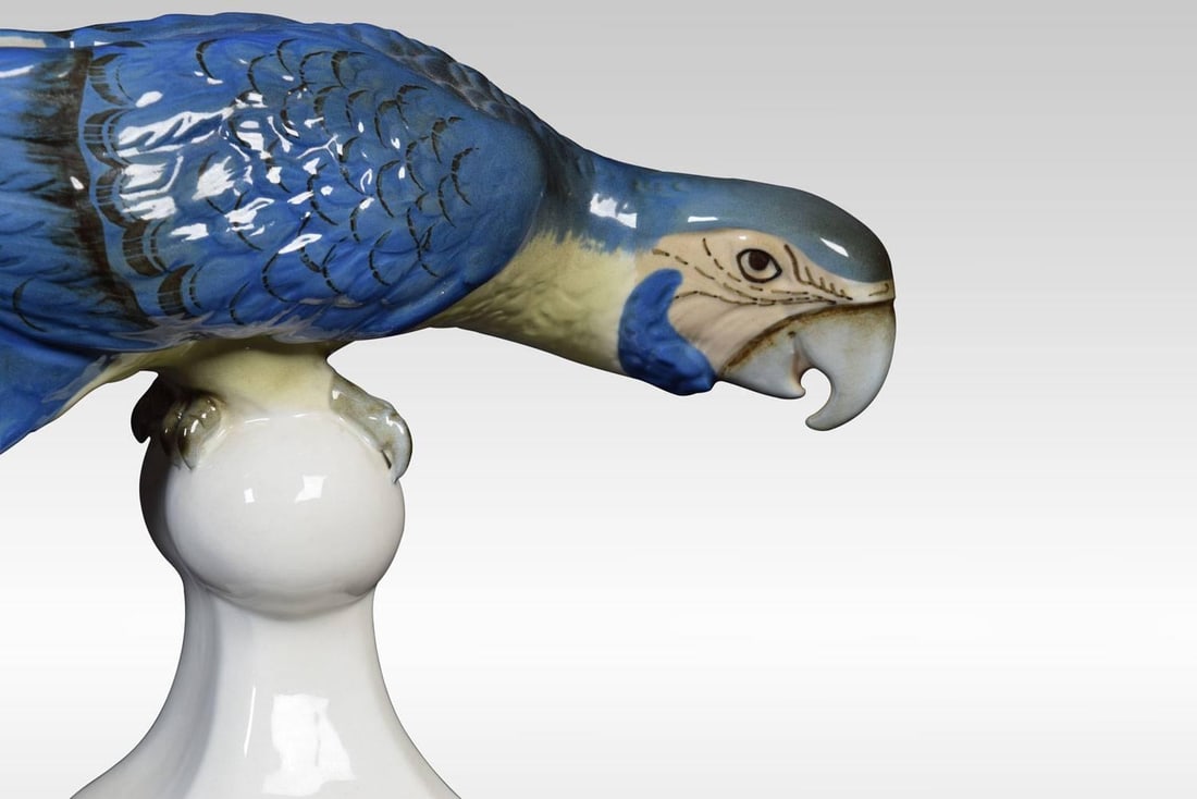 Midcentury Tropical Ceramic Blue Macaw by Royal Dux - 2