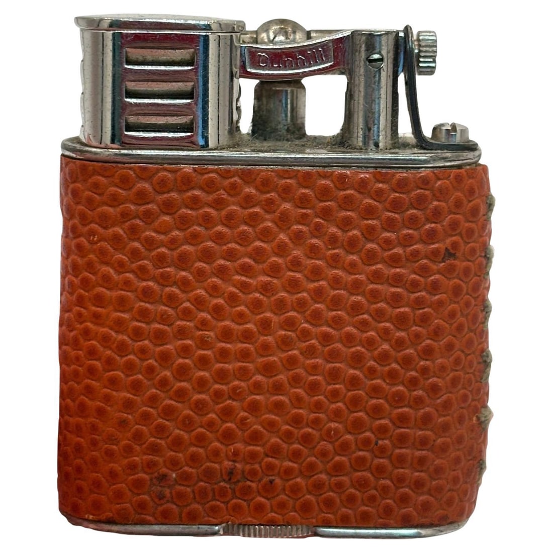 1930s Dunhill "Globetrotter" Crocodile Leather Wrapped Sports Lift Arm Lighter: Title: 1930s Dunhill "Globetrotter" Crocodile Leather Wrapped Sports Lift Arm Lighter Description: Art Deco "Globetrotter" Sports Petrol Lighter by Dunhill. The lighter is wrapped in Crocodile