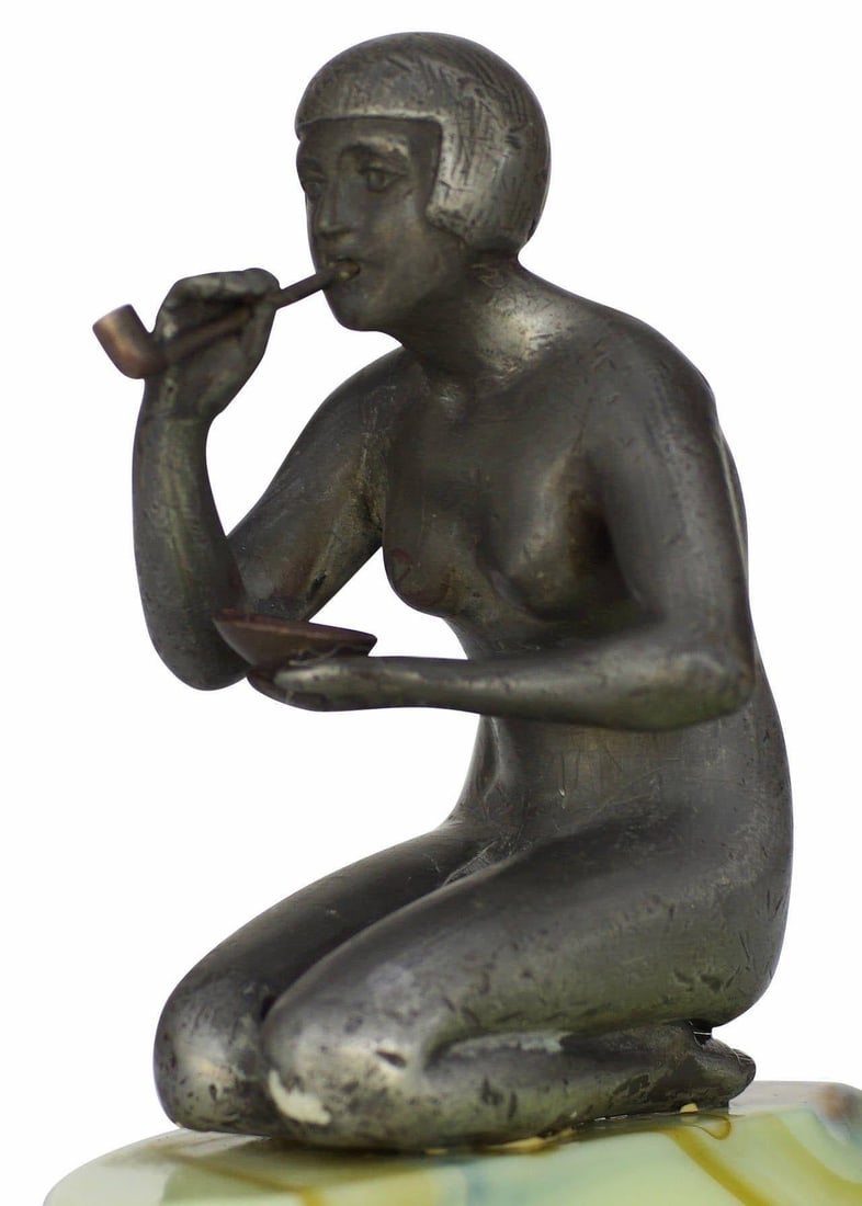 Nude Art Deco Smoking Flapper Slag Glass Ashtray by Houzex - 3