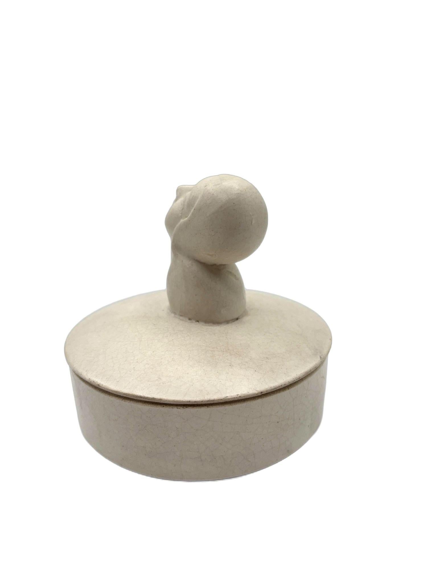 Mid-century Gray Earthenware Ceramic Vanity Powder Box w/ Female Bust Handle - 2