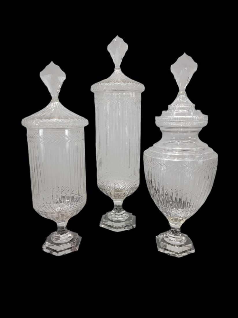 Antique Etched Glass Bonbonniere - Set of 3: Materials: glassAntique Etched Glass Bonbonniere - Set of 3This exquisite set of three 19th Century Irish etched glass bonbonnieres exemplifies the elegance of antique craftsmanship. Each piece
