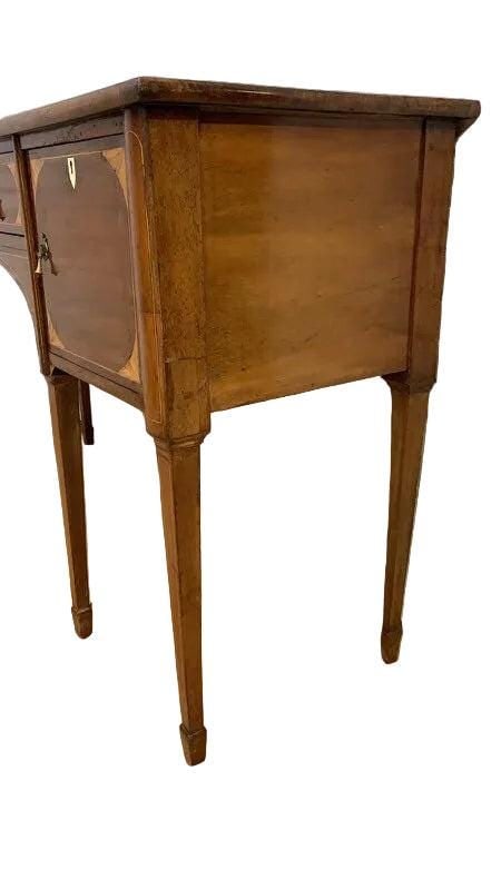 Antique Federal Style Mahogany Inlaid Spade Foot Sideboard - 3