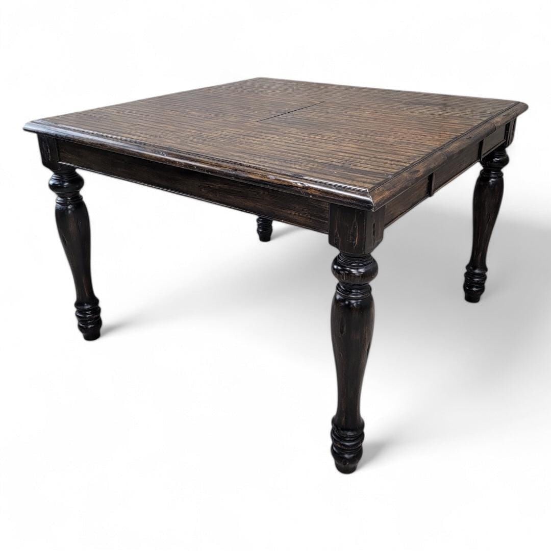 Vintage Rustic Town and Country Style Expanding Butterfly Farmhouse Table (1 of 7)
