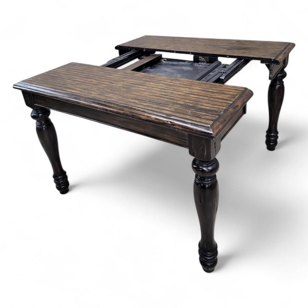 Vintage Rustic Town and Country Style Expanding Butterfly Farmhouse Table - 6
