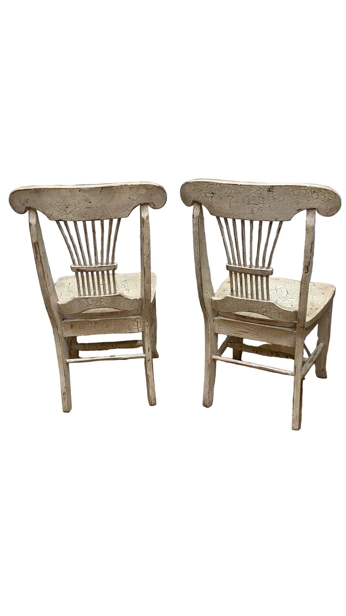 Vintage Farmhouse Style Distressed Dining Chairs - Set of 5 - 4