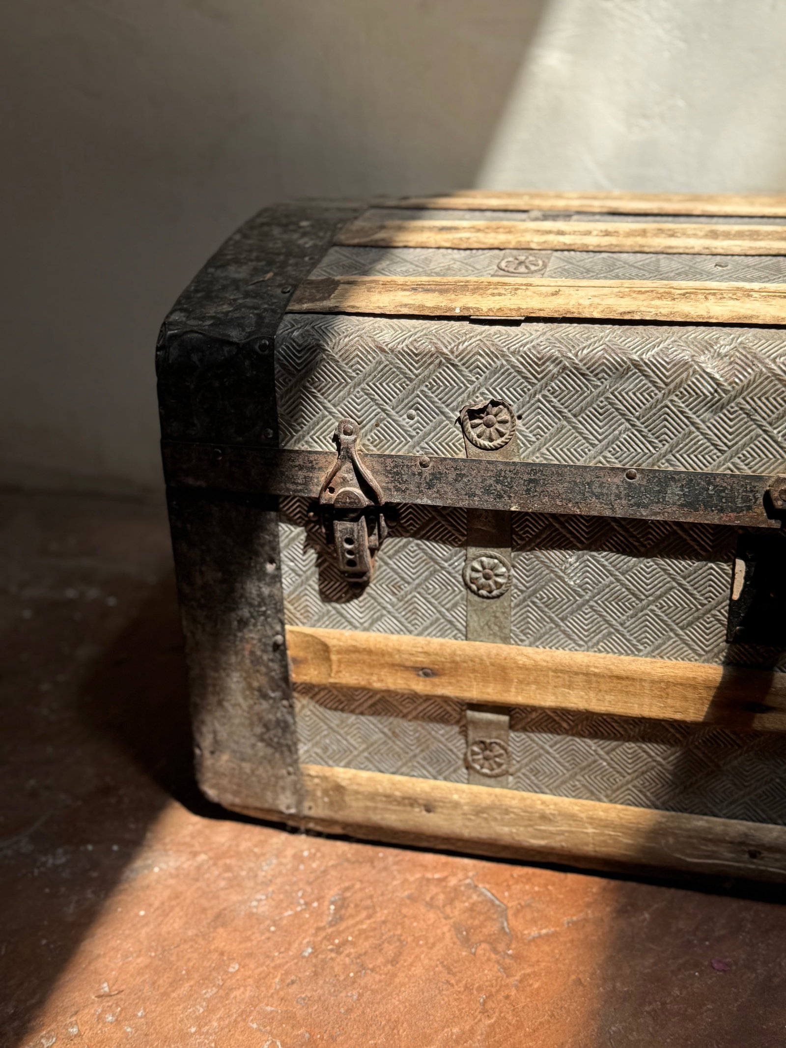 Antique Steamer Trunk, Late 19th/Early 20th Century - 3