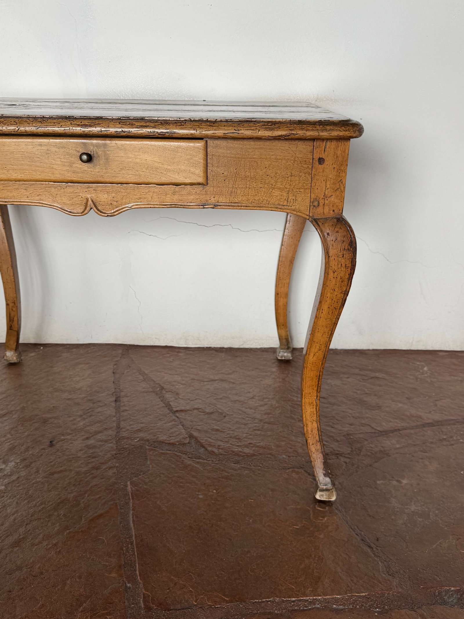 French Provincial Style Oak Side Table with Cabriole Legs - 3