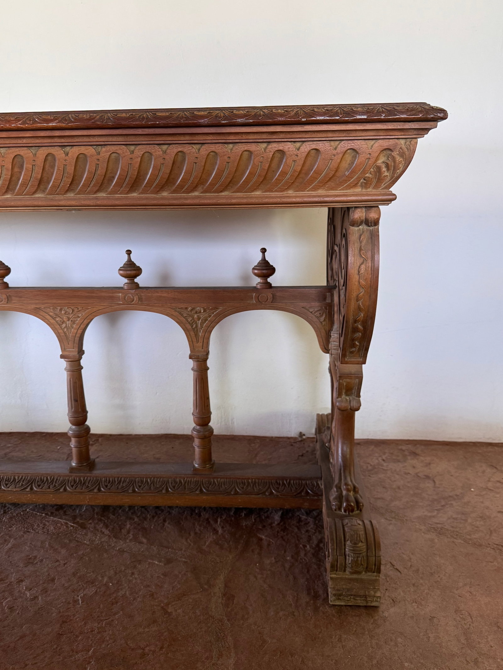 Italian Renaissance Revival Carved Walnut Console Table - 3