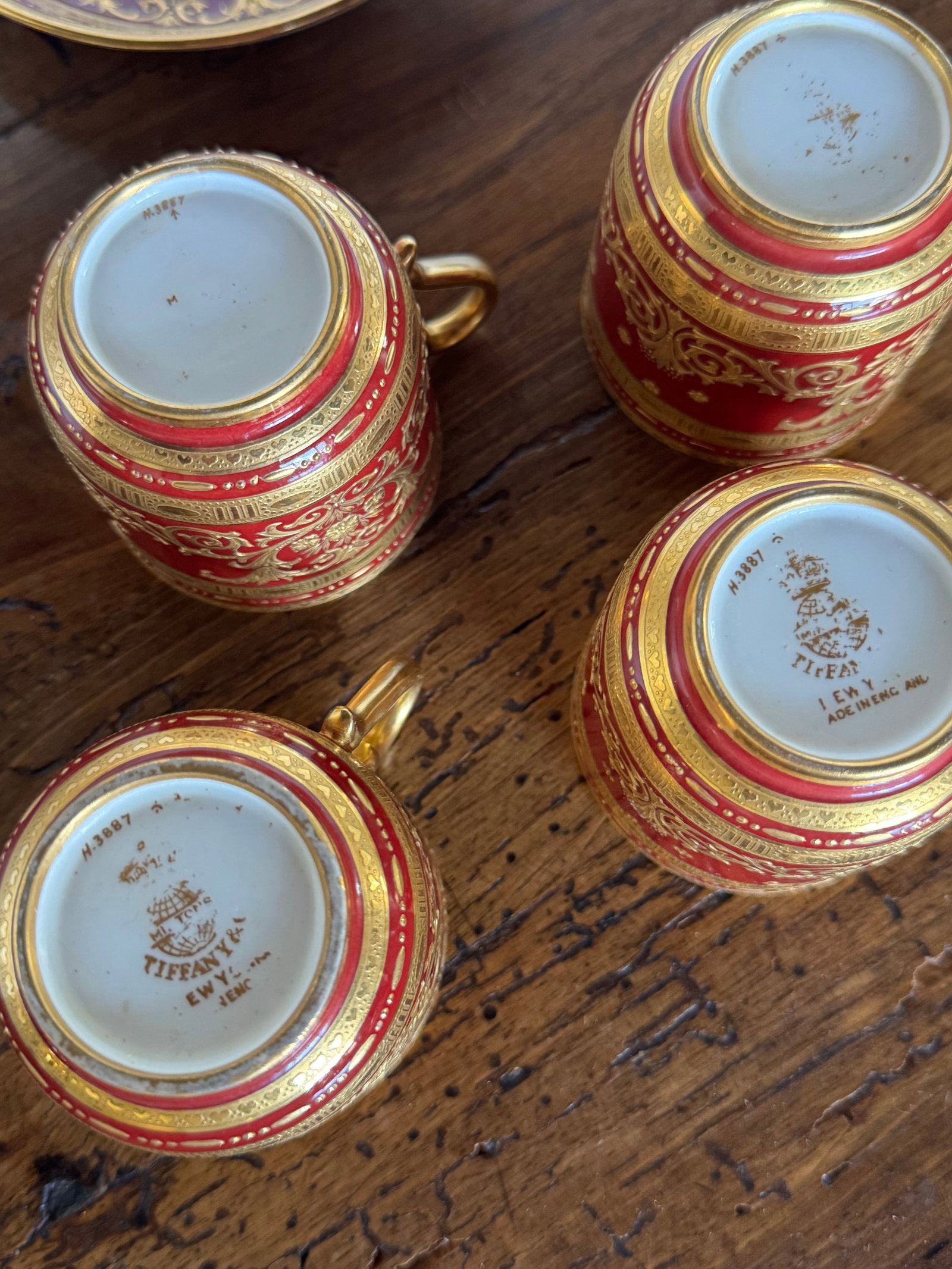 Set of Four Tiffany & Co. Gilt and Red Porcelain Demitasse Cups and Saucers by Aynsley - 5
