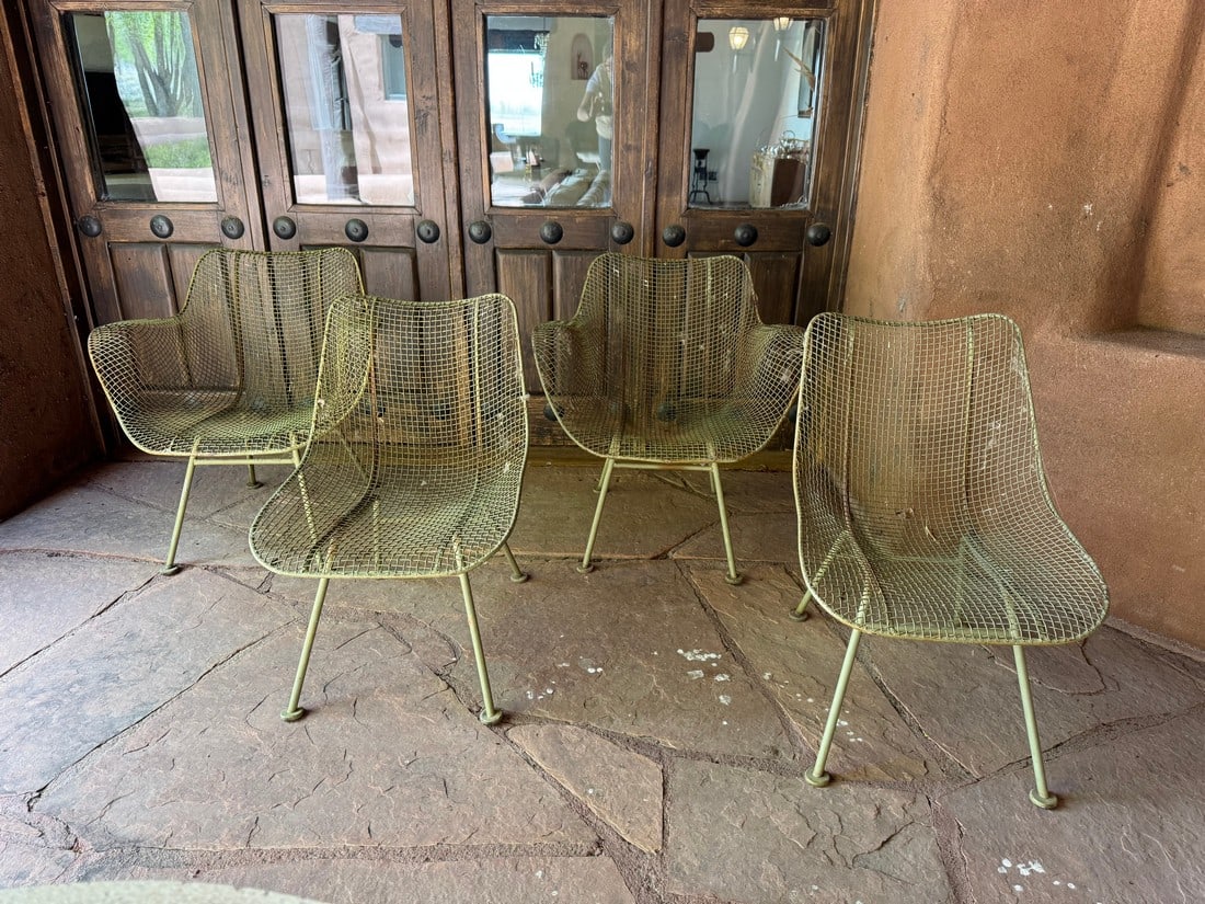 Set of Four Mid-Century Modern Iron Woodard Sculptura Mesh Patio Chairs - 2