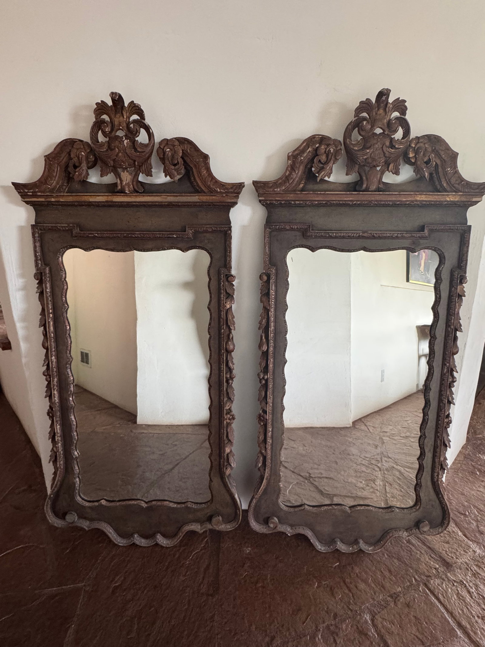 Pair of 19th Century Italian Giltwood and Polychrome Wall Mirrors - 2