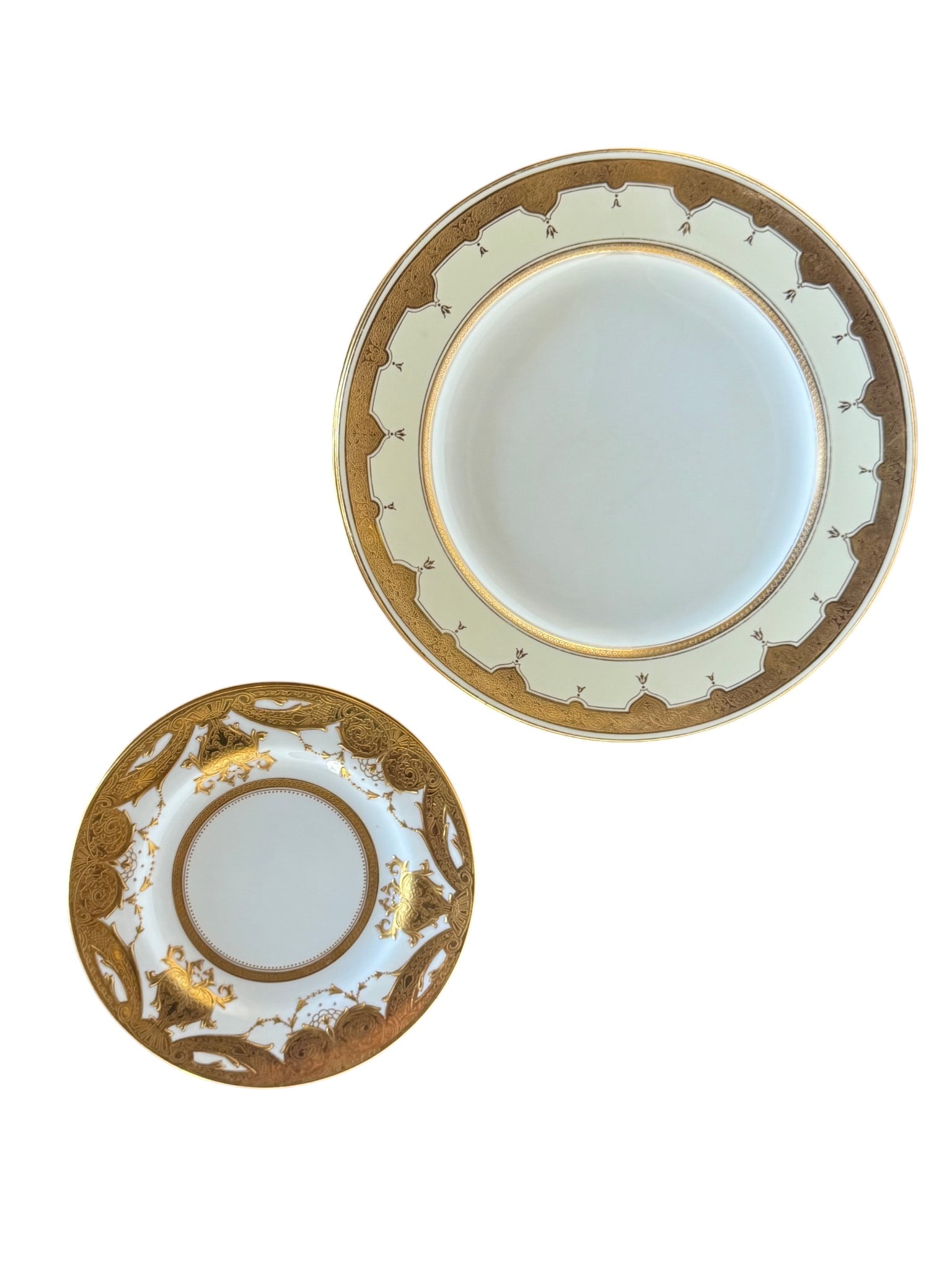 Set of Ten Copeland Spode Dinner and Dessert Plates in Two Patterns (1 of 2)