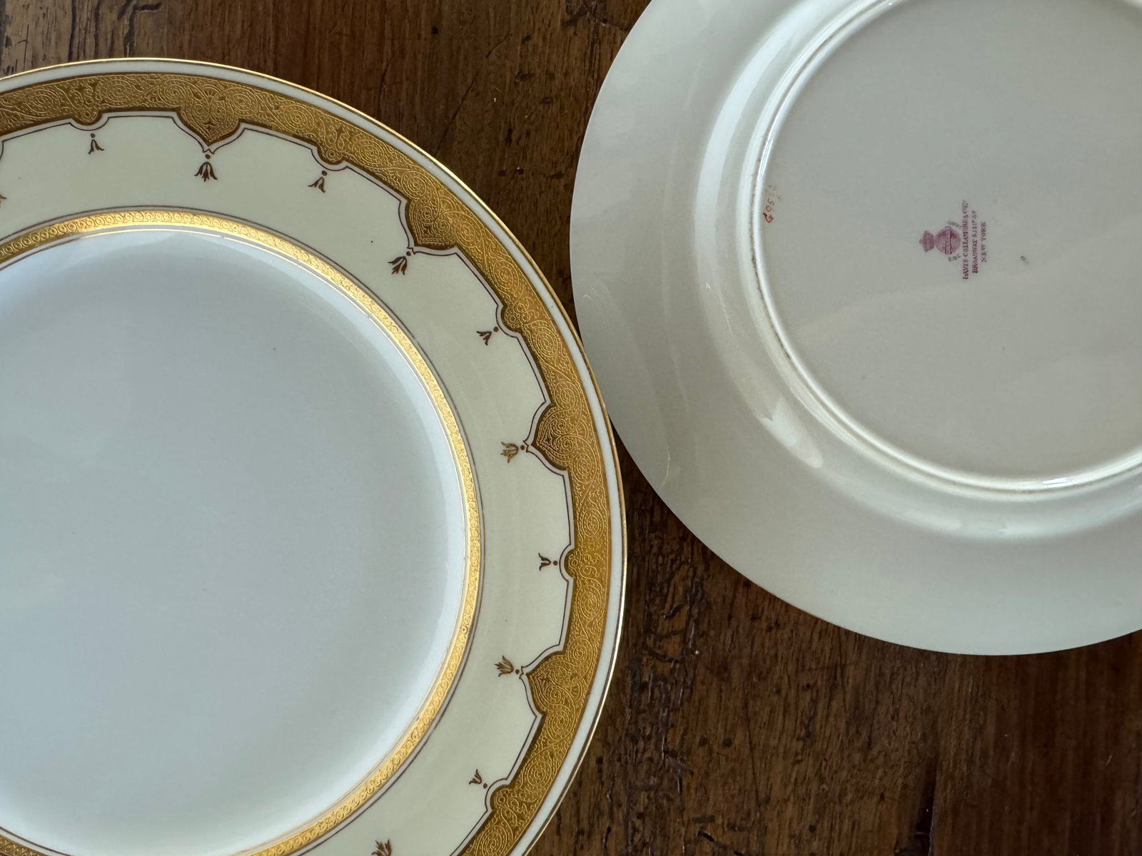 Set of Ten Copeland Spode Dinner and Dessert Plates in Two Patterns - 4
