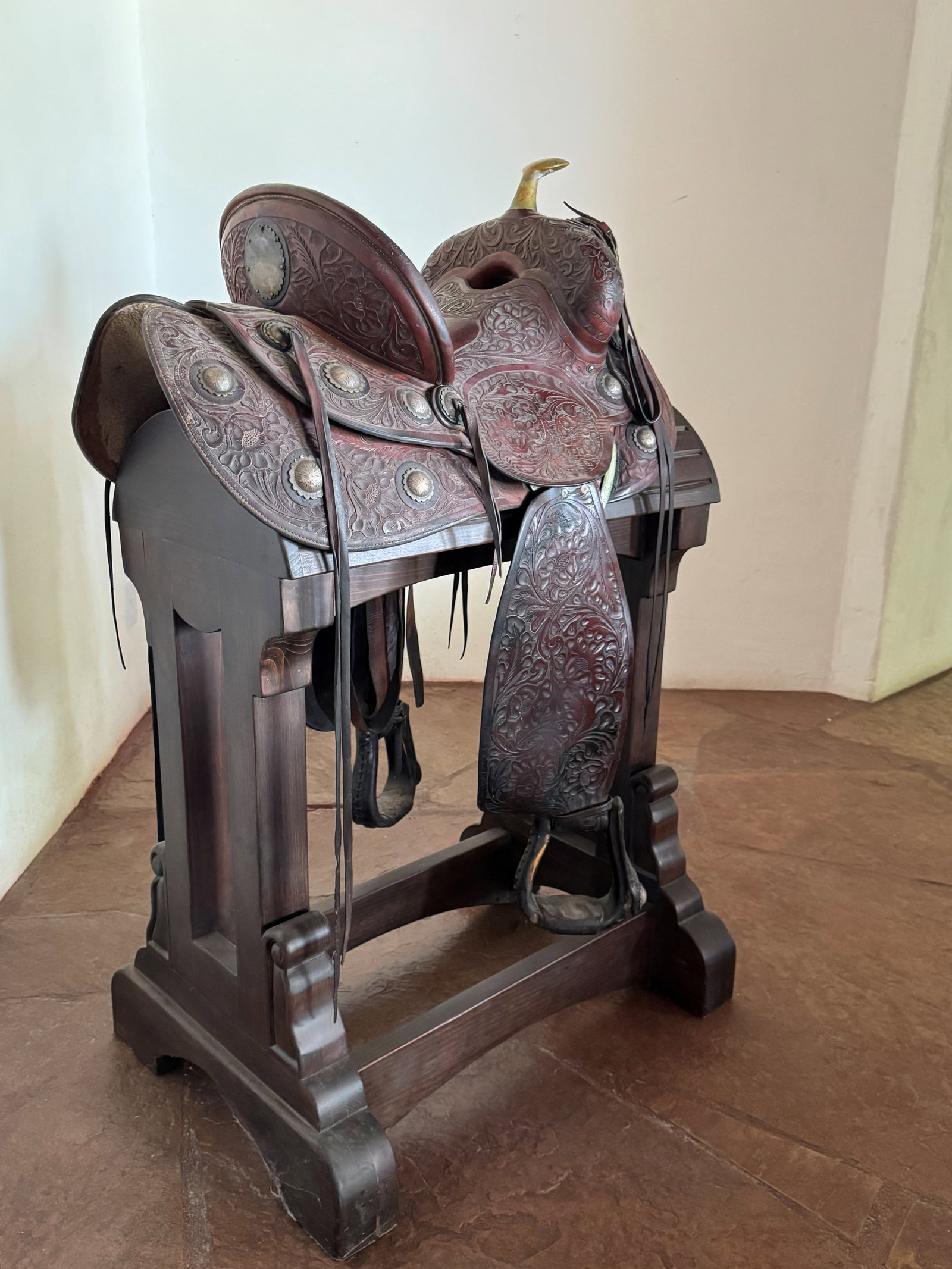 Hamley & Company Tooled Western Saddle on Custom Display Stand - 5