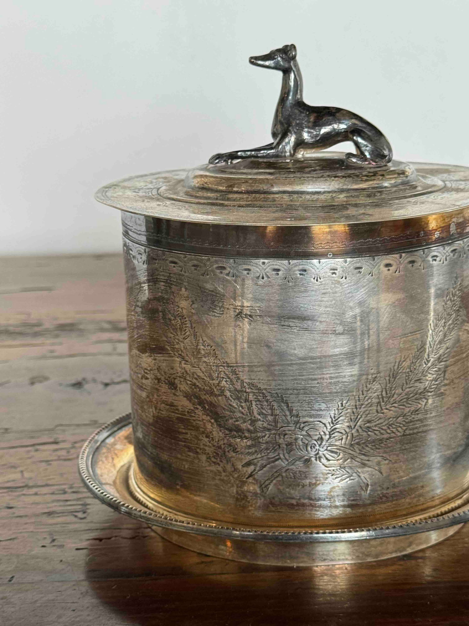 W.F. & J.C. Stubbs Sterling Silver Box with Greyhound Finial - 2