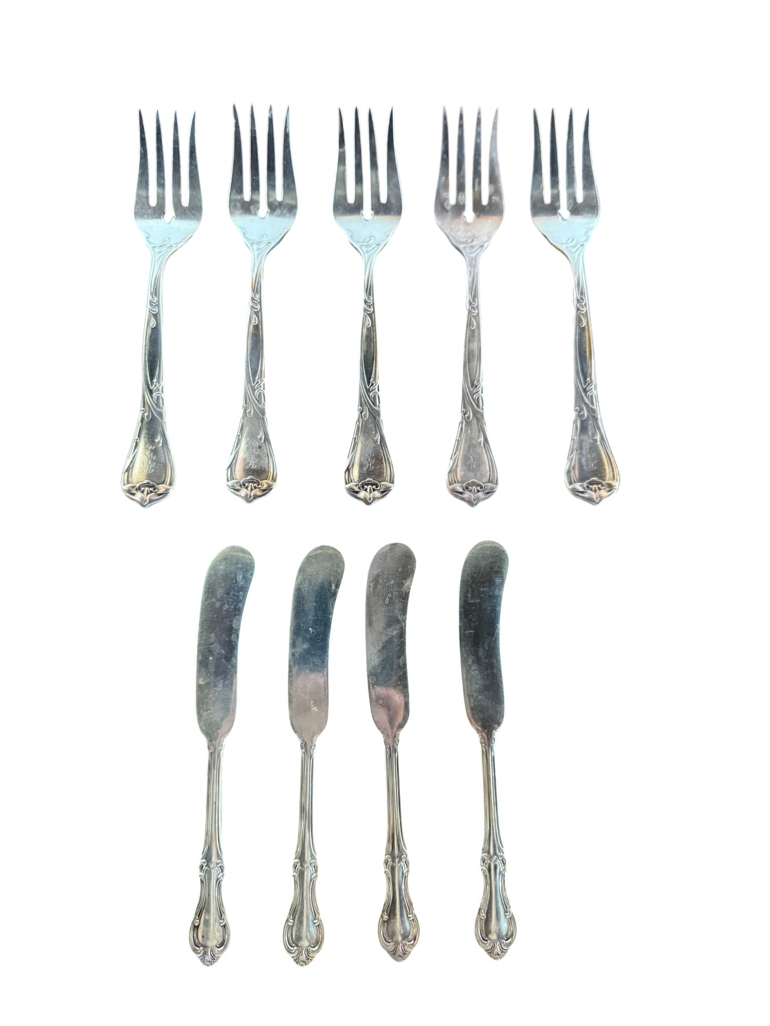 Set of Nine International Silver"Joan of Arc" Sterling Silver Lunch Forks and Butter Spreaders (1 of 2)