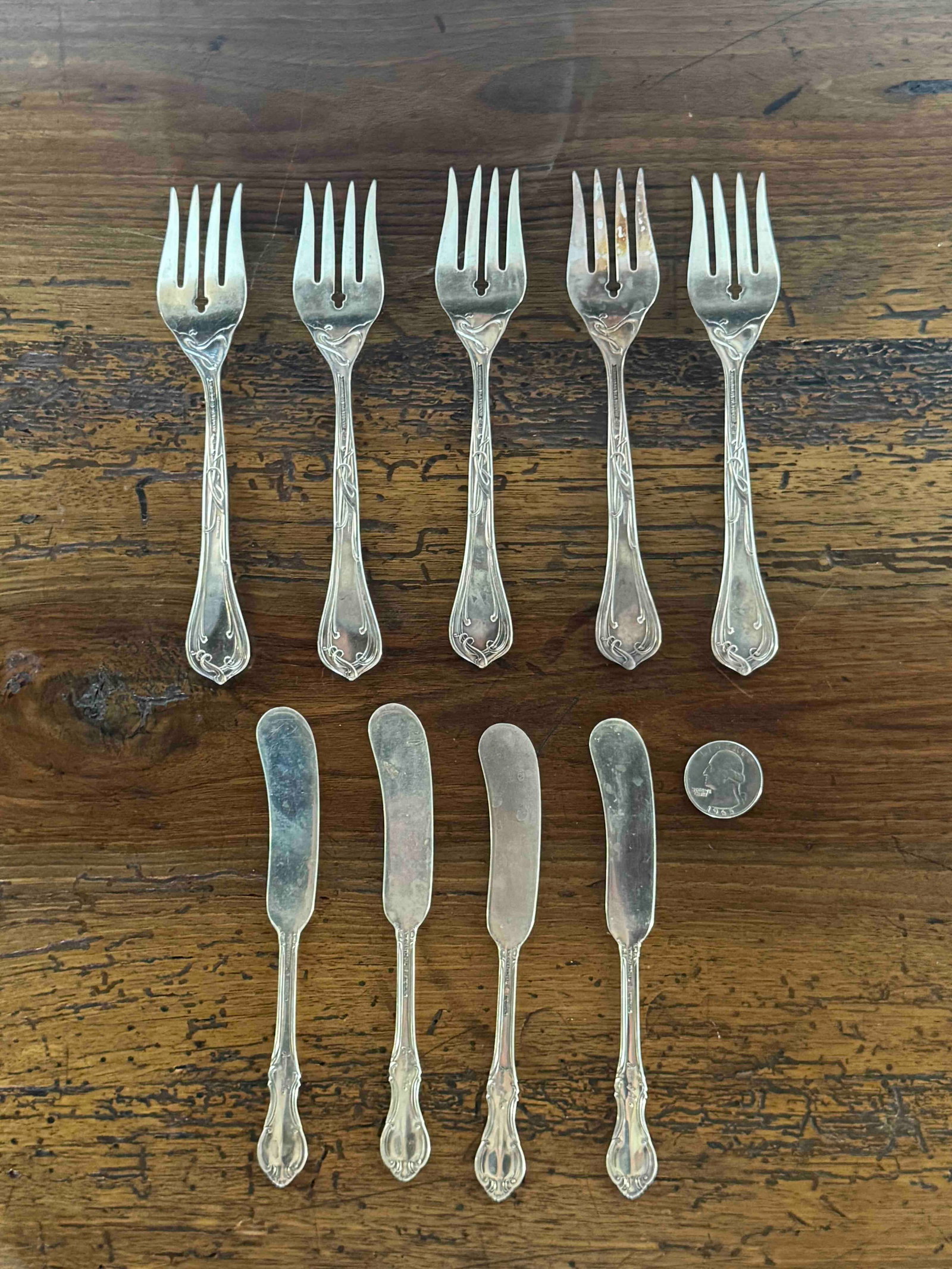 Set of Nine International Silver "Joan of Arc" Sterling Silver Lunch Forks and Butter Spreaders - 4