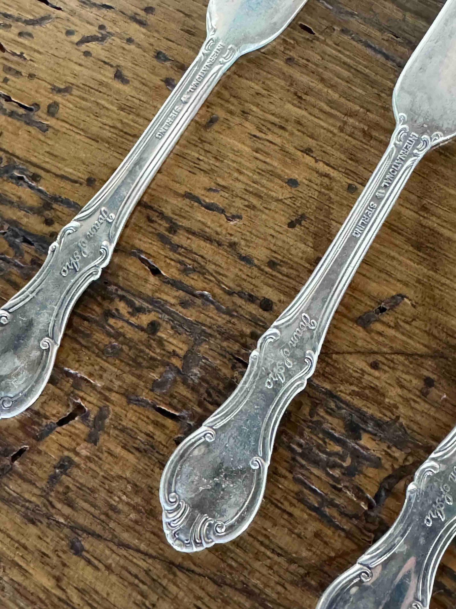 Set of Nine International Silver "Joan of Arc" Sterling Silver Lunch Forks and Butter Spreaders - 5